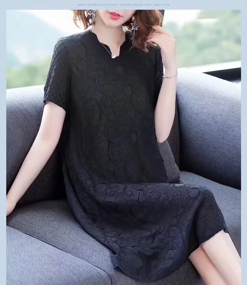 Original Design High-Quality Exquisite Flowerd Pleated Dress Sexy V-neck Pure Color Women's Straigh Dress with Short Sleeves