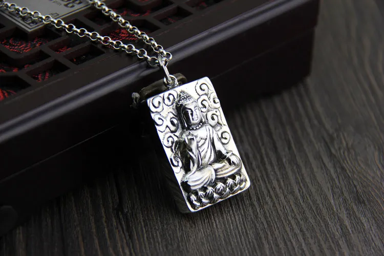 silver-sakyamuni-pendant001b