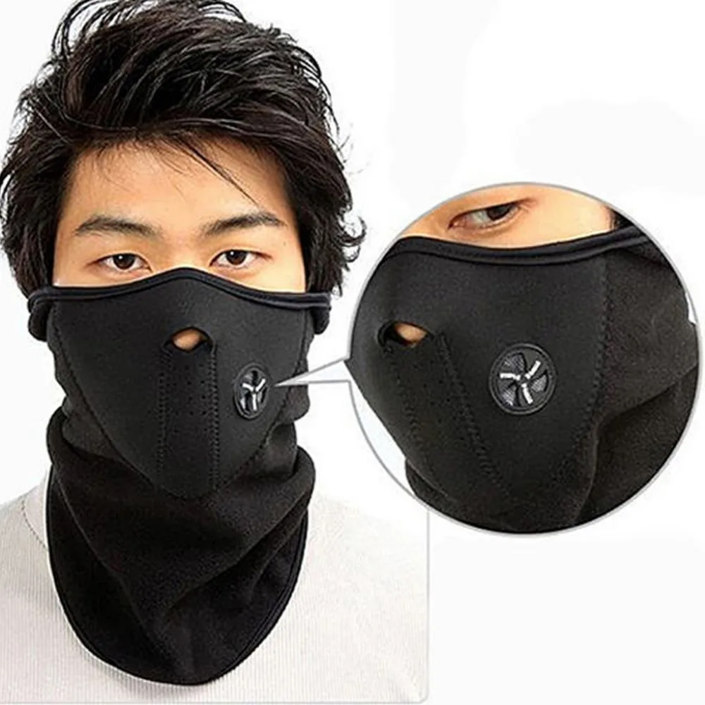 masque facial en noir parfait pour l'hiver et les sports masque facial en noir parfait pour l'hiver et les sports