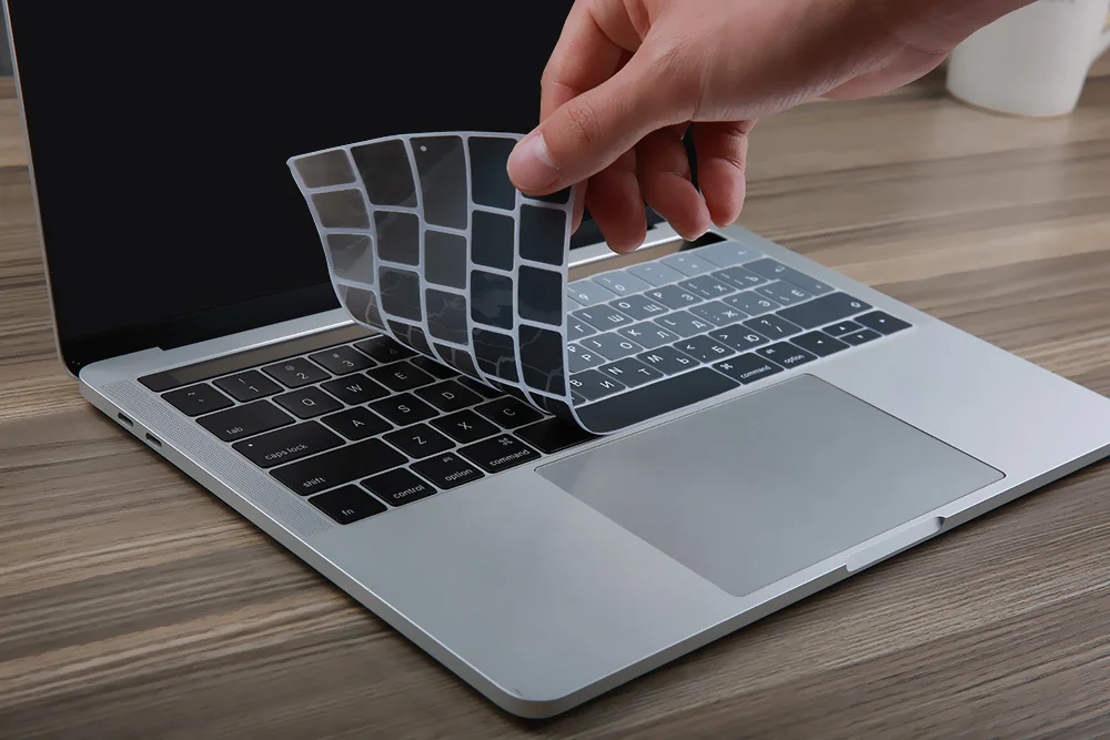 Тонкий силиконовый чехол с клавиатурой для Macbook Pro 13 15 Touch Bar A2159 A1706 A1707
