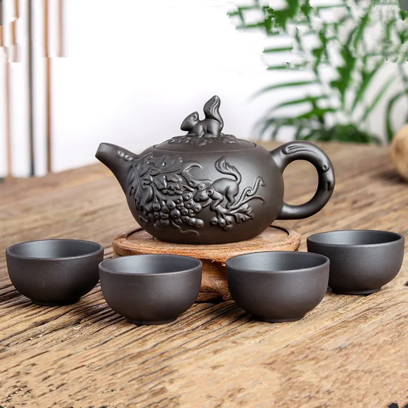 

Yixing Teapot Tea Pot 150ml Squirrel Purple Clay Tea Set Kettle Kung Fu Teapot With 4pcs Tea Cup Sets