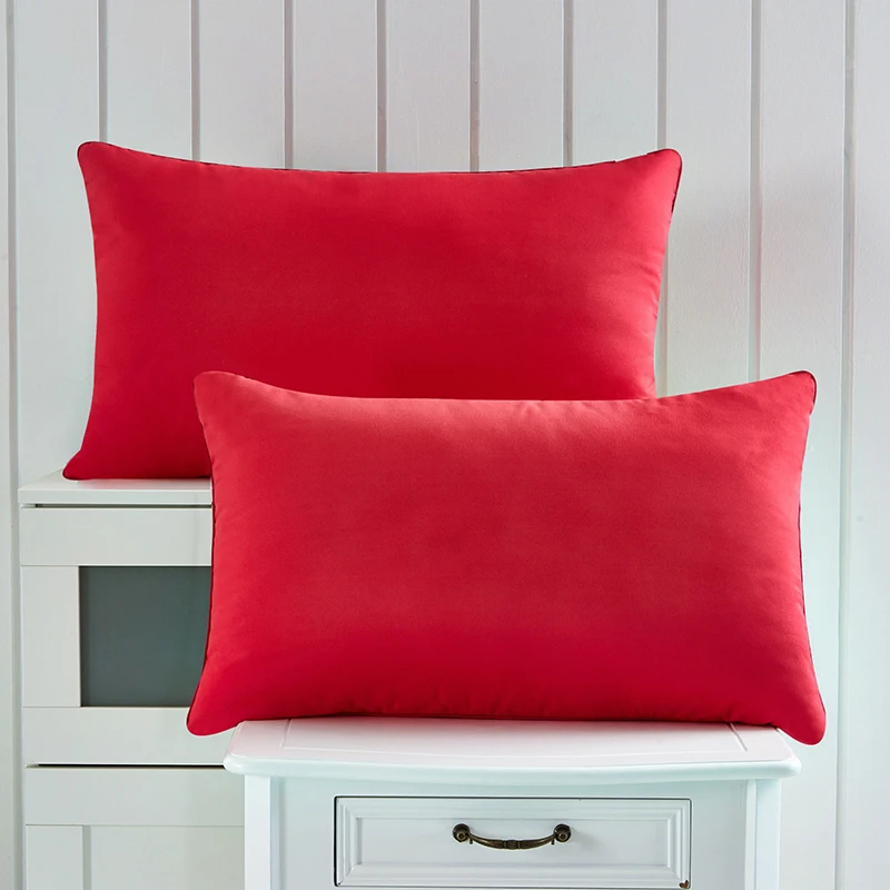 Красная бархатная подушка. Подушка декоративная терракотовая. Подушка красный. Подушки красного цвета. Подушка 35 на 35.