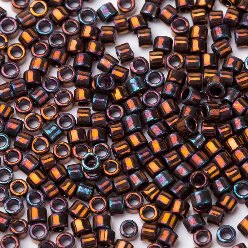DB1002 (3) Taidian DB1001 Metallic Purple Green Gold Iris 110 Miyuki Delica Seedbeads For Powwow Beadwork 35gramslot 1.6x1.3mm