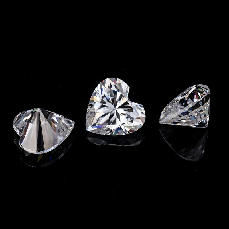 

Colorless moissanites heart 3*3mm loose stone EF excellent quality positive testing