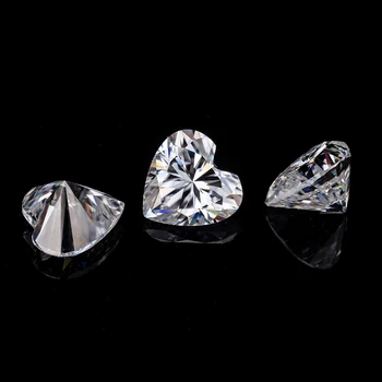 

Colorless moissanites heart 3*3mm loose stone EF excellent quality positive testing