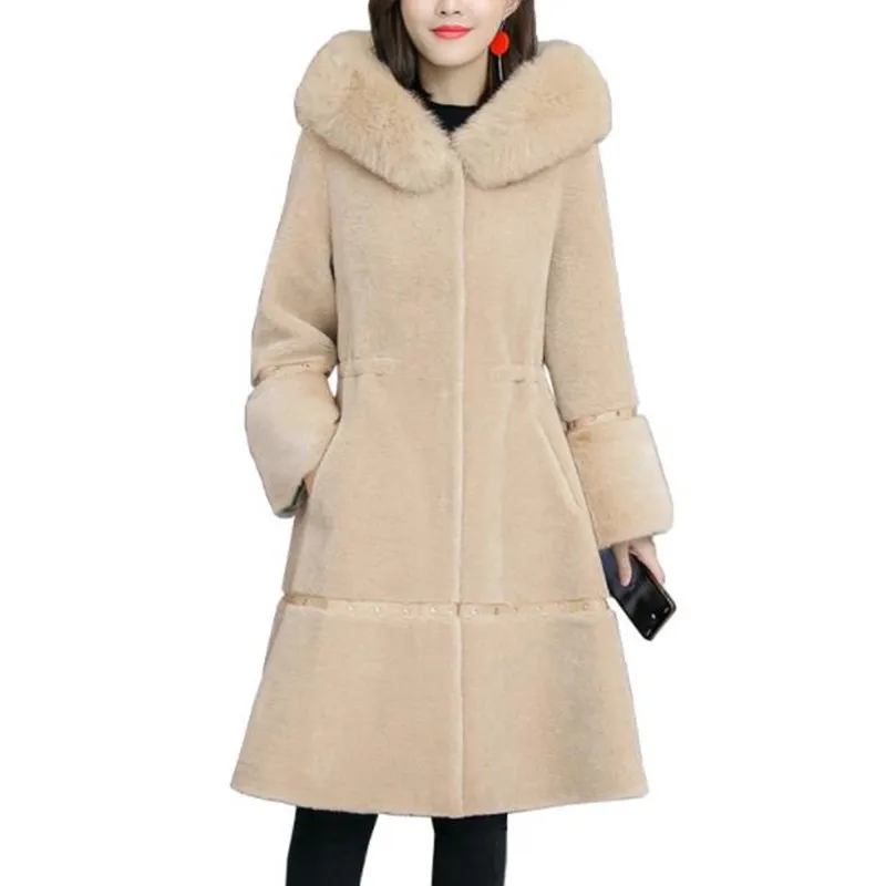 

Sheep sheared coat female 2019 winter new hooded fashion warm fur jacket medium long stitching large size women's coat AS850