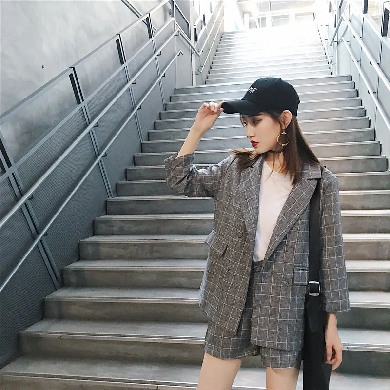 Hzirip Women Autumn Office Suit Sets Vintage Plaid Suit Short Pants Blazer Double Breasted Jacket&Trouser Work Lady 2 Pieces set Hzirip Women Autumn Office Suit Sets Vintage Plaid Suit Short Pants Blazer Double Breasted Jacket&Trouser Work Lady 2 Pieces set