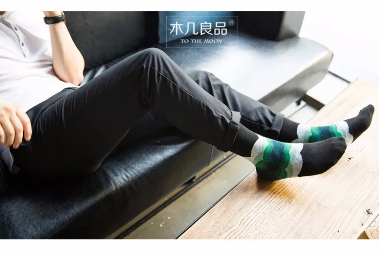 5 пар/лот повседневные мужские хлопковые полосатые Разноцветные Веселые носки Harajuku градиент цвета бизнес платье длинные носки WZ053