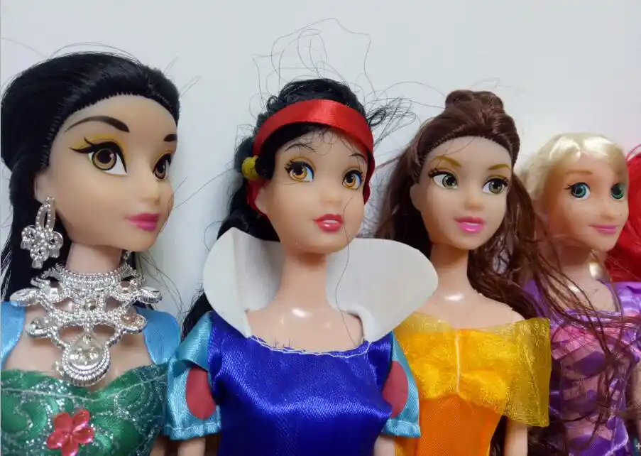 Princess Animators Sharon Doll Princess Sofia Long Hair Snow White
