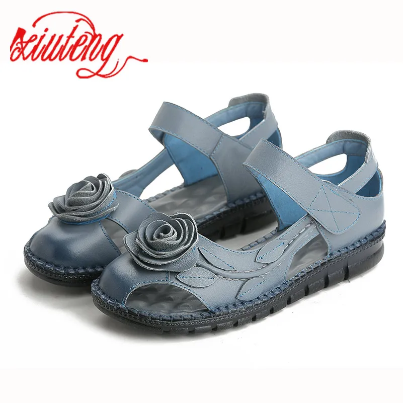 Prix Xiuteng Marque Femme À La Main Floral Véritable En Cuir Sandales Femmes Appartements Pour Femmes Plat avec Pantoufle Dames D été Chaussures 3 Couleur