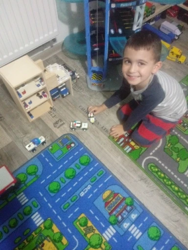 UTB8Q26GzwQydeJk43PUq6AyQpXaF