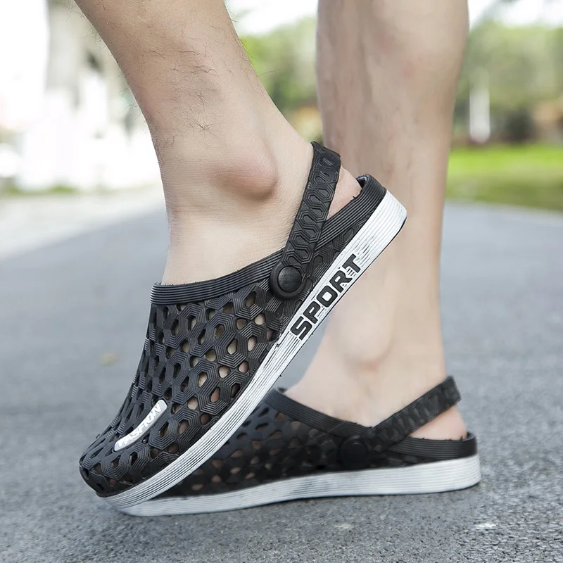 New Breath Mens Sandals Shoes Slip-on Sandals Men Summer Outdoor Beach Sandals Casual Slippers Croks Sandalias Croc Clogs Men