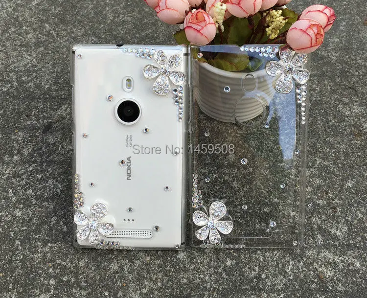 925