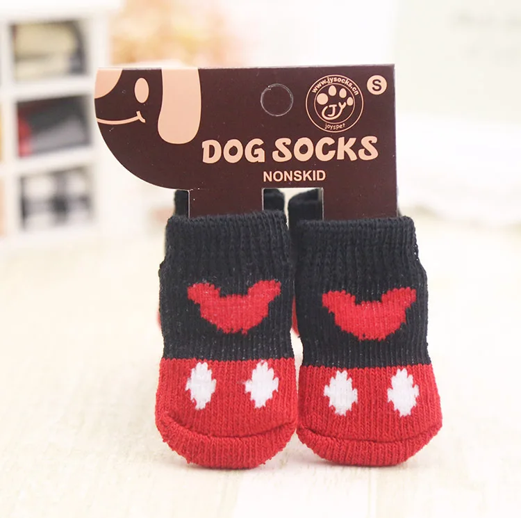 D40_4pcs_lot_Cute_Pet_Dog_Socks_Anti_slip_Soft_Cotton_Cartoon_Puppy_dog_indoor_shoes_socks_for_Chihuahua_Yorkshire_ (2)