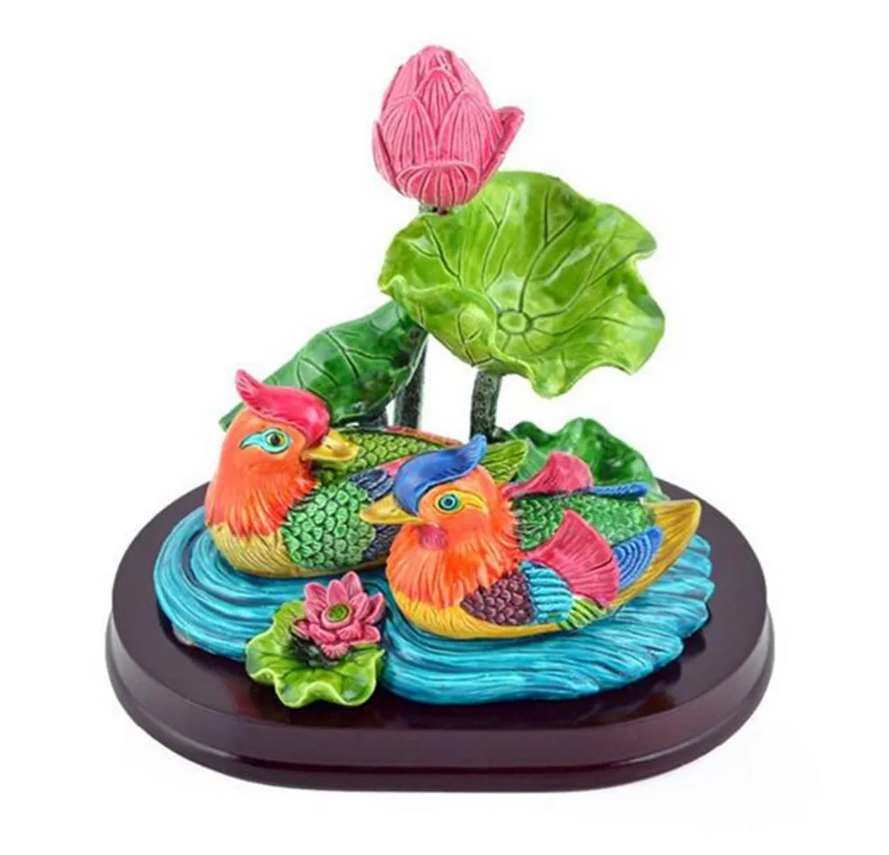 Две Мандариновые утки плавающие в пруду лотоса для любви и верности фэн шуй C7012|duck