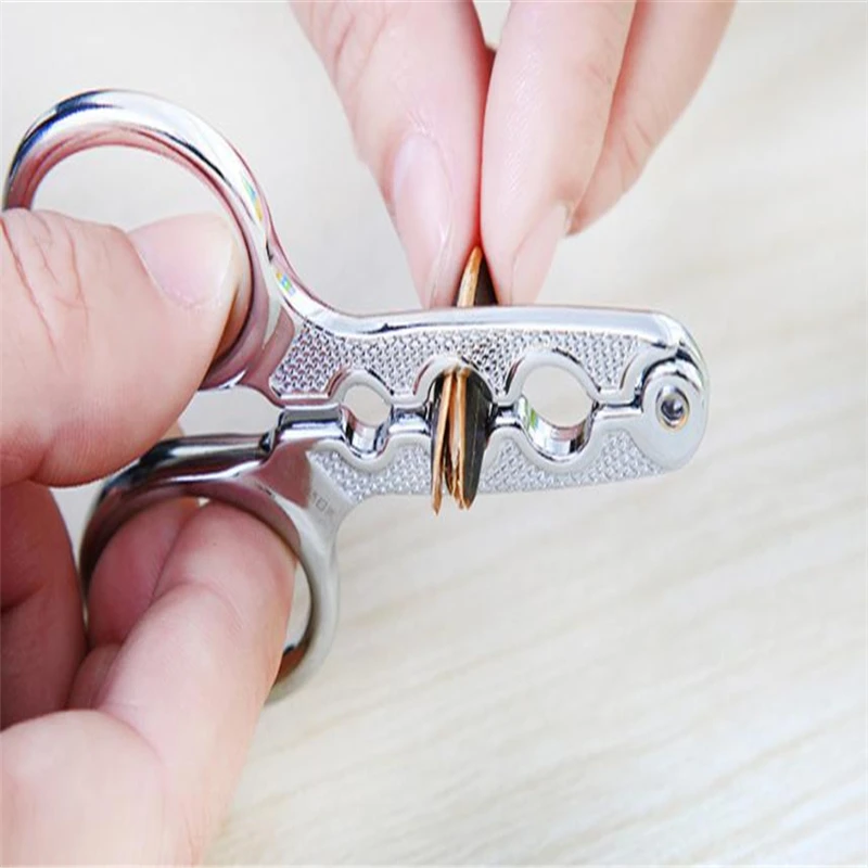 2018 New Practical New Alloy Melon Seed Pliers Sunflower Seed Nut Pliers Scissor Forceps Kitchen hot tool C0323#30              07