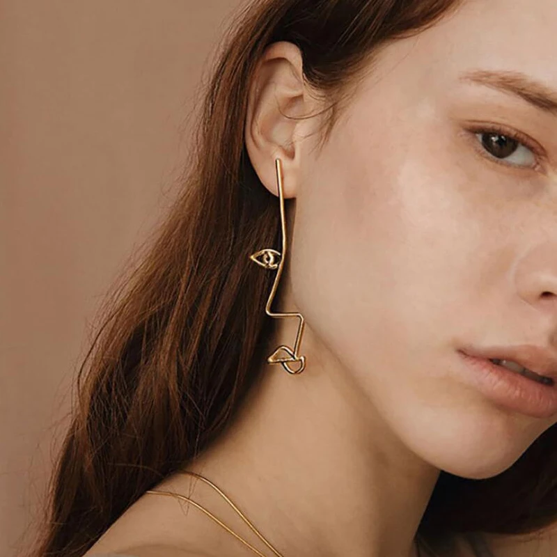 

Jisensp Unique Asymmetry Face Earrings Hollow Face Metal Drop Earrings for Women boucle d'oreille Punk Twisted Abstract Earrings