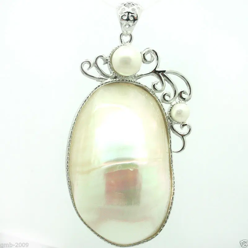 

ddh001705 Rare Genuine Natural Smooth Oval Shape Sea Shell Necklace Pendant 64x35mm