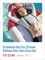 mulheres um pedaço de natação surf rushguard