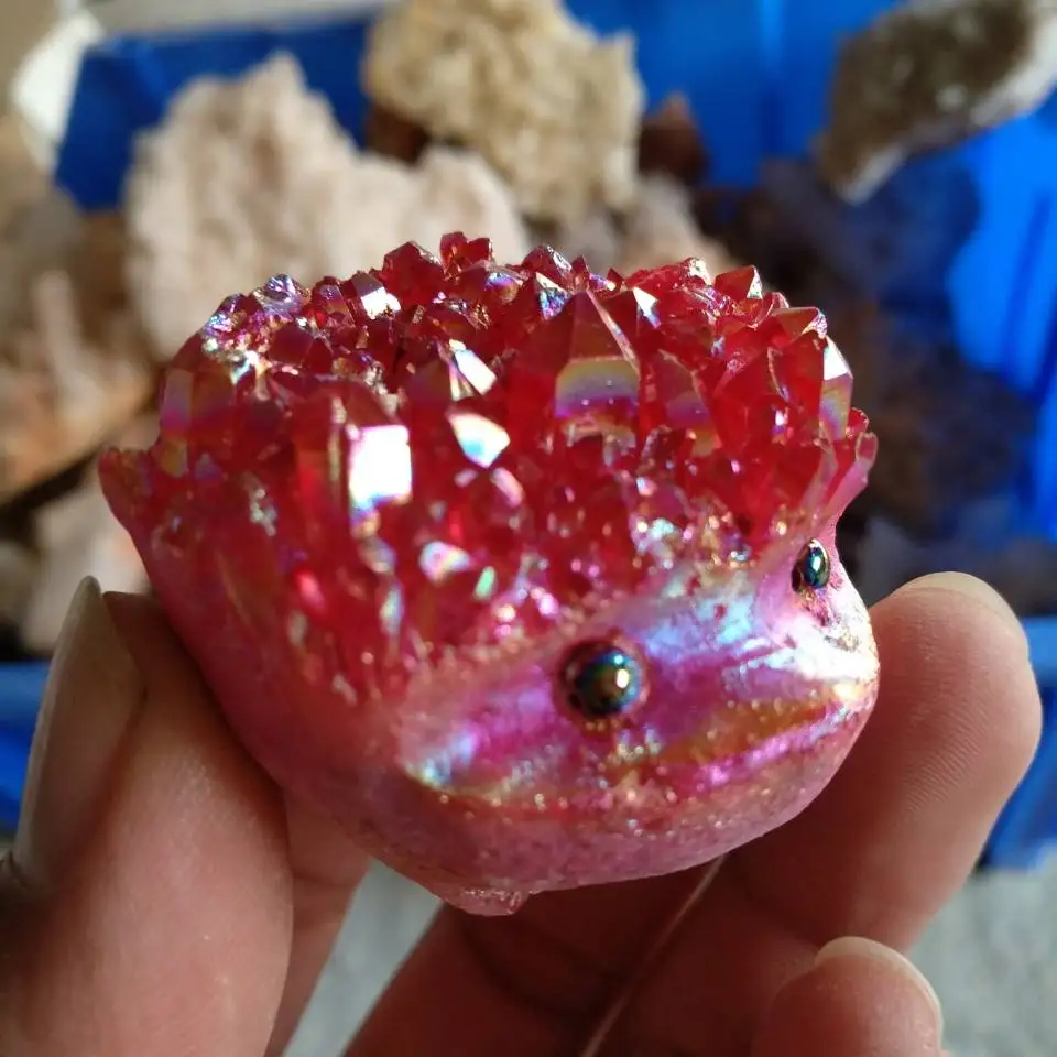 Кластер натуральные кристаллы статуэтка Ежика Drusy Geode Aura титановая статуя