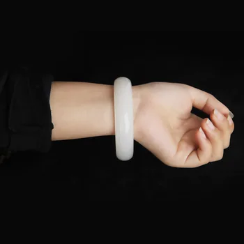 

Authentic pure natural sheep fat white jade bracelet 1 grade Afghan jade jade bracelet jade