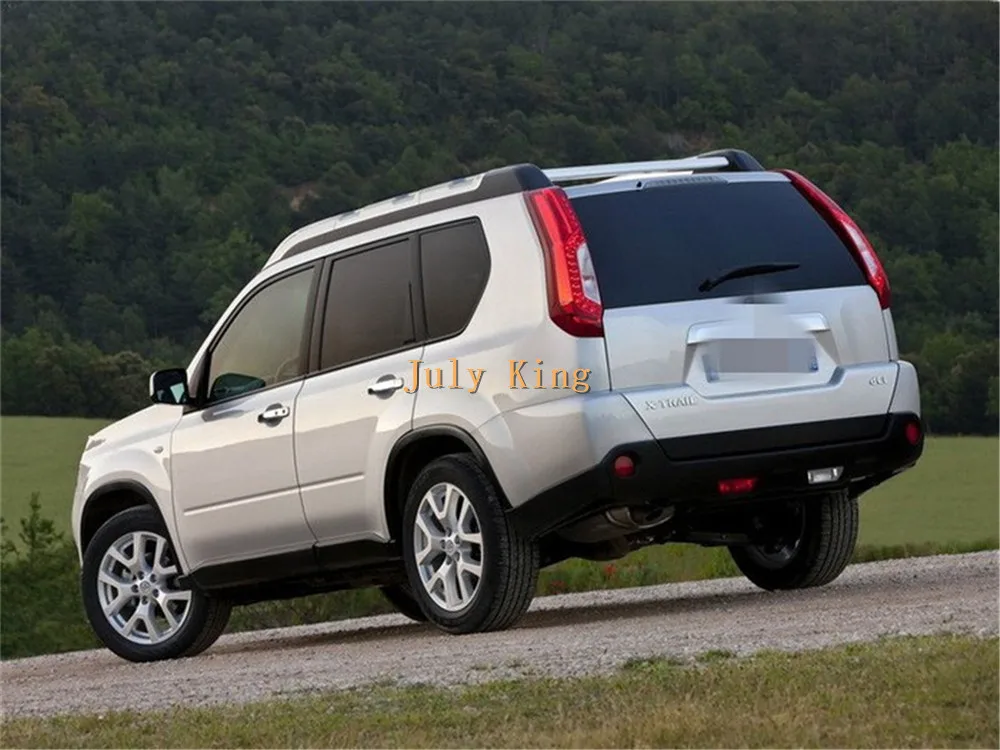 Nissan-X-Trail_2011