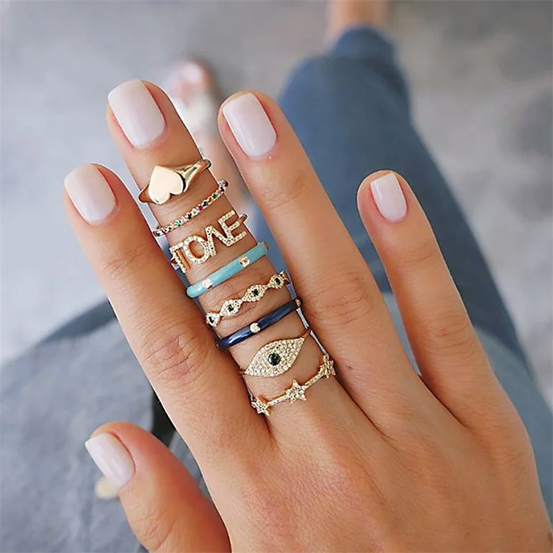 

Exquisite Women Rings Set Golden Heart Stars Eyes Love Letters Crystal Ring Romantic Girl Wedding Party Jewelry Accessories