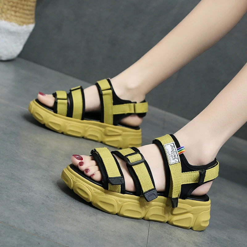 Rimocy سميكة أسفل عارضة الصنادل الرياضية النساء اليومية لينة منصة الأرجواني المصارع أحذية امرأة ميد الكعب أسافين sandalias موهير