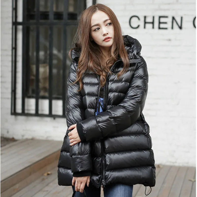 Women White Duck Down Coat 2018 Winter Fashion Warm Hooded Wadded Down Jacket Loose Casual Waterproof Cotton Padded Parkas RS58