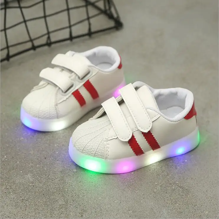 New Spring Children LED Glowing Sneakers for Girls Boys Casual Cute Sport Shoes Luminous Lighting Autumn Toddler Shoes
