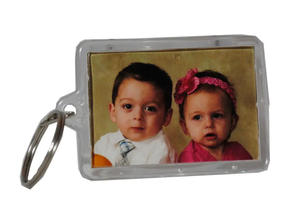 

Picture Frame Key Chains Lot of 36 Clear Acrylic Photo Transparent Keychains