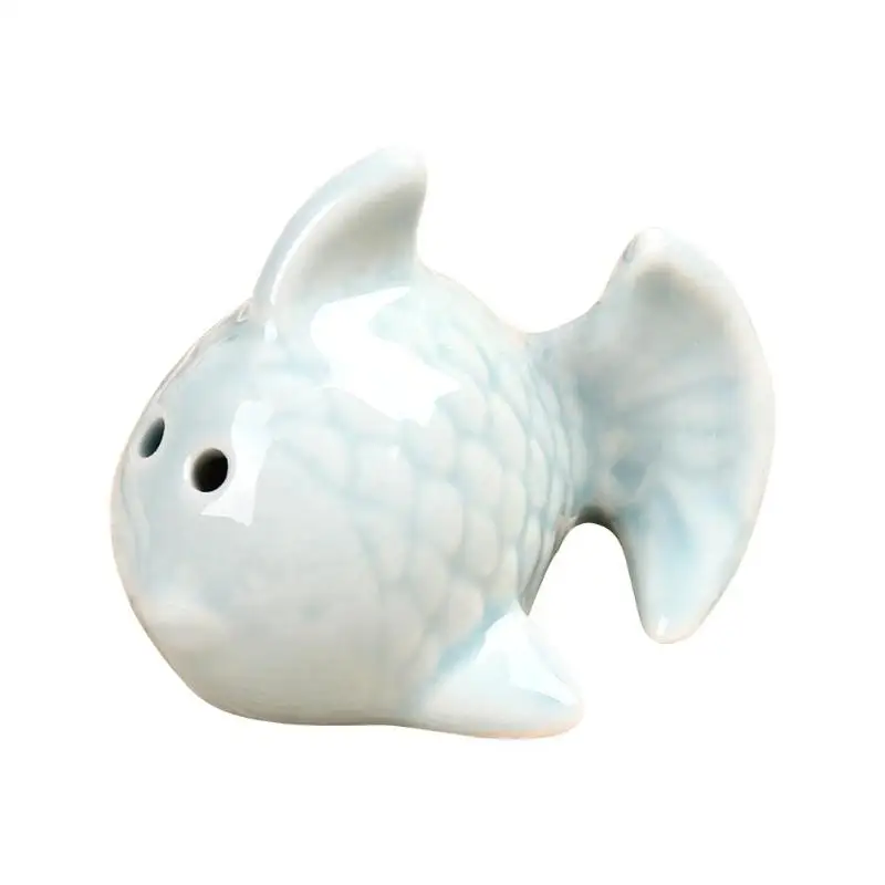 

1 Pair Fish Ceramic Salt Pepper Shakers Ceramic Seasoning Bottle Kitchen Food Creative Seasoning Jar Wedding Party Gift