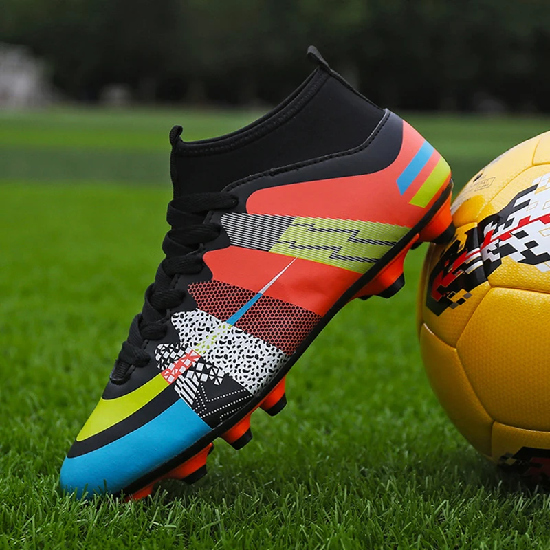 Tanie Nowi dorośli męskie odkryte buty korki piłkarskie wysokie góry TF buty piłkarskie fg sporty treningowe trampki buty Plus rozmiar 35 45 oceniane