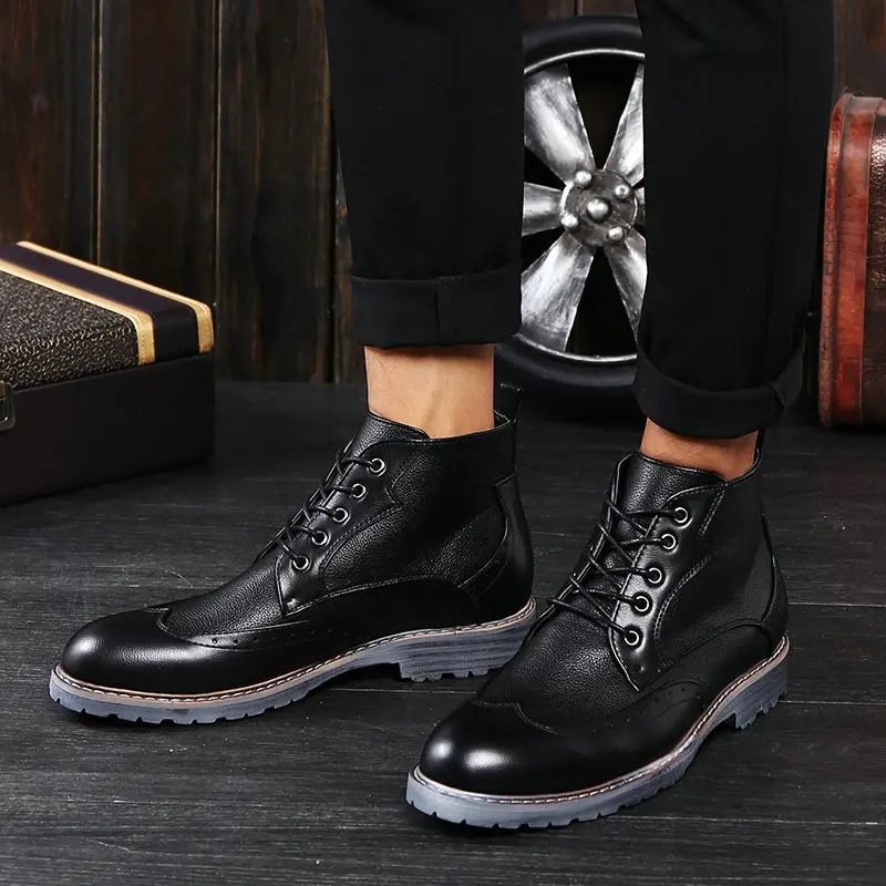 

Retro Fashion Leisure Men Motorcycle Boots Solid Ankle Round Toe Lace up Martin Boots Low Sewing Outdoor Working Shoes