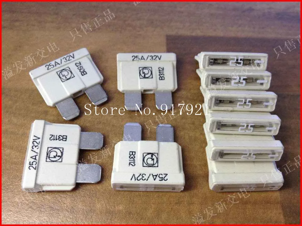 

[ZOB] The original German PUDENZ 32V import 25A medium auto fuse insert for automobile insurance --50pcs/lot