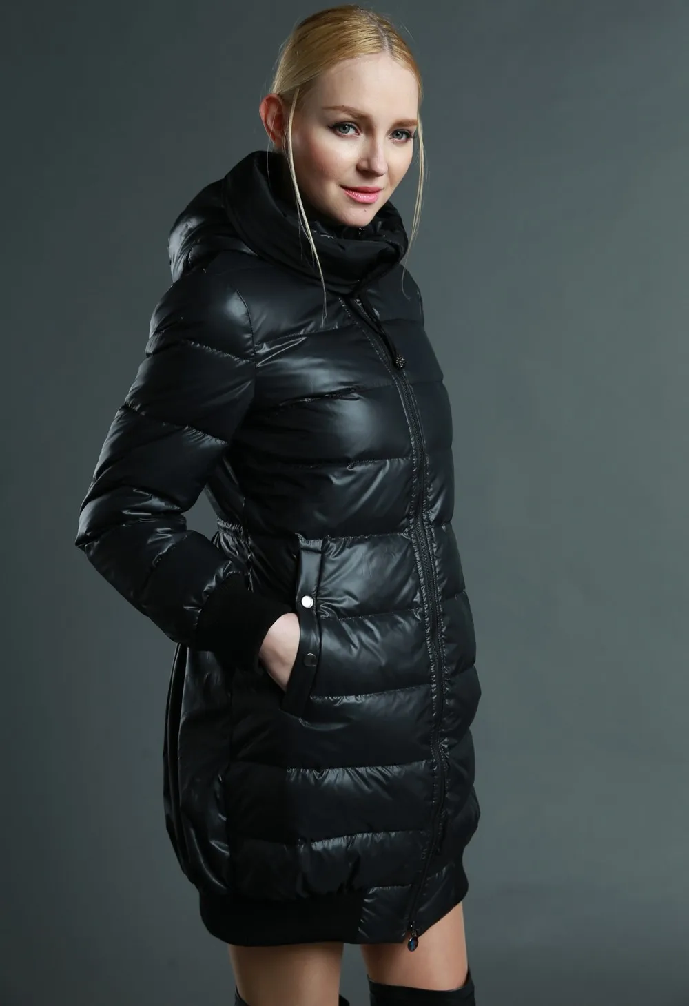 Зимний женский пуховик, 90% утиного пуха, пальто с капюшоном, парки, утолщенное теплое пальто, водонепроницаемая ткань, женская верхняя одежда черного цвета