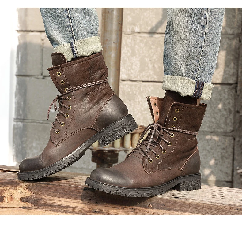 British style Men boots Luxury Vintage Military boots Genuine leather Tooling shoes Motorcycle boots botas hombre 02A