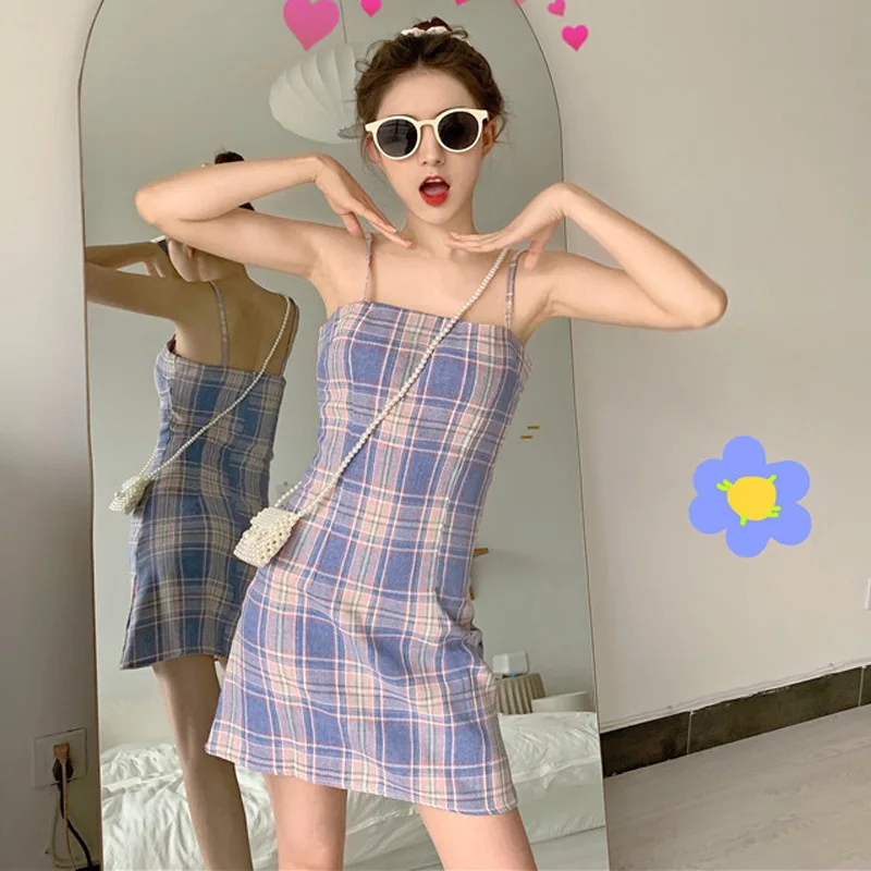 

Summer 2019 New Style Slim Chequered Short
