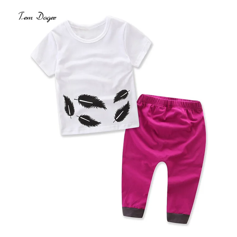 Tem Doger Baby Boys Girls Clothing Sets Summer Casual Cotton Feather Print T-shirt+Letter Print Pant 2Pcssets Infant Clothing (2)