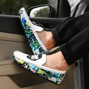 

20 New Fashion Men Shoes Hot Sale Leather Loafers Soft Light Weight Men Casual Shoes Walking Flats Loafers Character Lazy Shoes