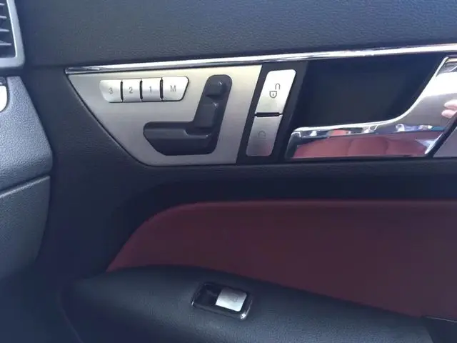 Стекло автомобиля Лифт кнопка накладка наклейка для Mercedes Benz A/B/C(W204)/E(W212)/GLA/CLA/GLK/GL/ML/GLE-class