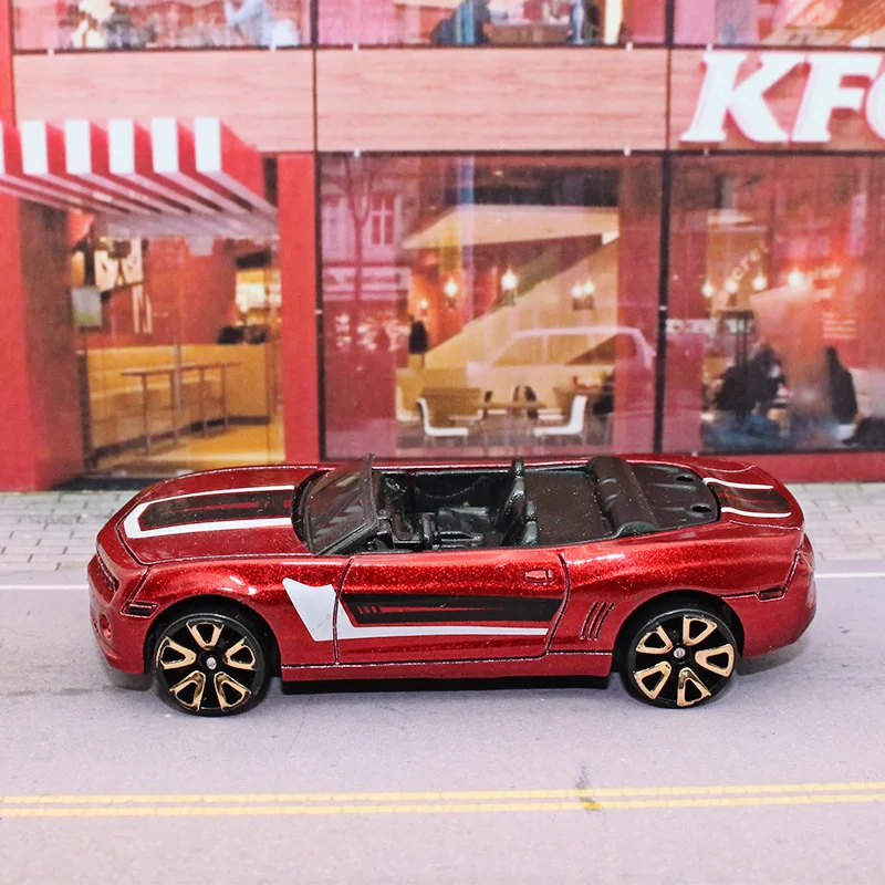 

LR 1:64 Chevrolet Camaro Diecast Alloy car model Collection decoration kids toys Give your child the best gift