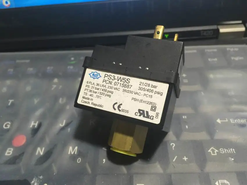 New and original sensor PS3-W5S |