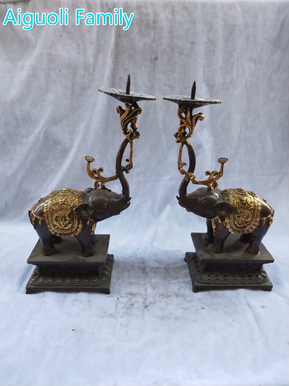 

Home Decorations Candlestick Craft /Art Collection 1 Pair Chinese Handmade Old Bronze Gilt Elephant Candlestick