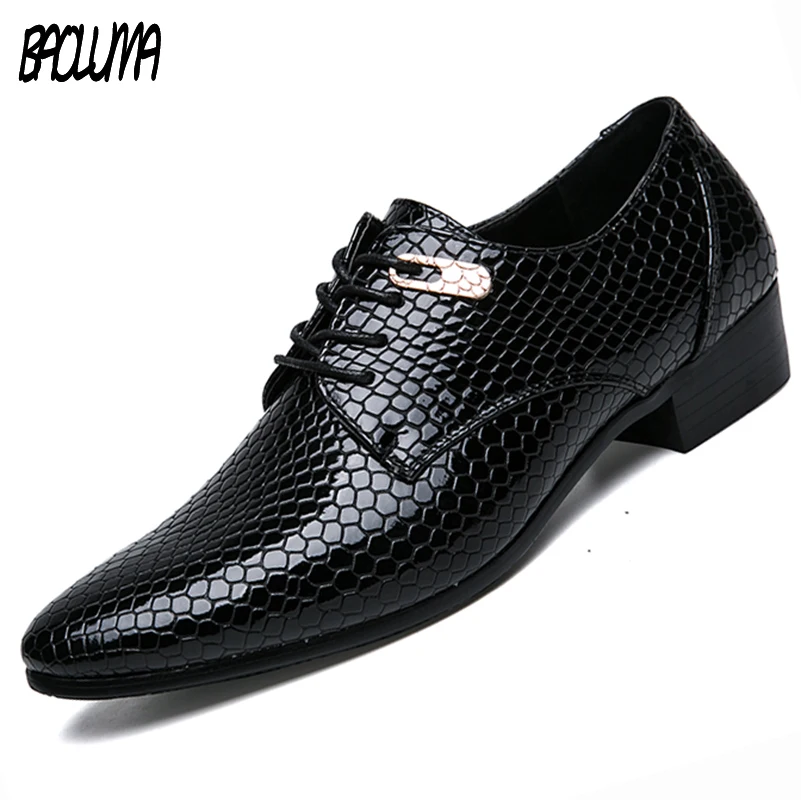 pointy male shoes