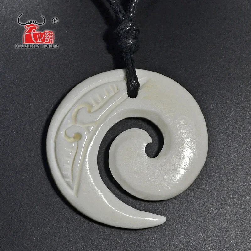 

1PC Hot Sale New Zealand Maori Handmade Carved Tribal Ox Bone Pendant Women Mens Adjustable Necklace Choker Surfer Style