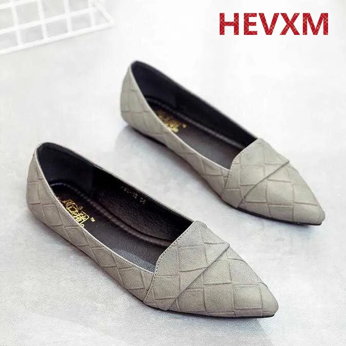 

HEVXM 2017 Spring and autumn the new tip flat work shallow flat mouth with peas shoes solid color black female women shoes woman