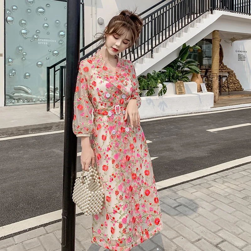 

Aihuyigui summer ladies highquality sweet mesh dress 2019 women flowers embroidered red chic dress mujer vestidos DR192