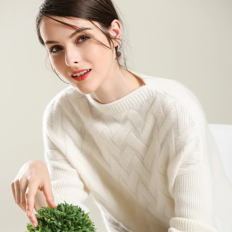 

Fall and winter new cashmere sweater women half-high collar short sweater loose thickened fork knit primer shirt