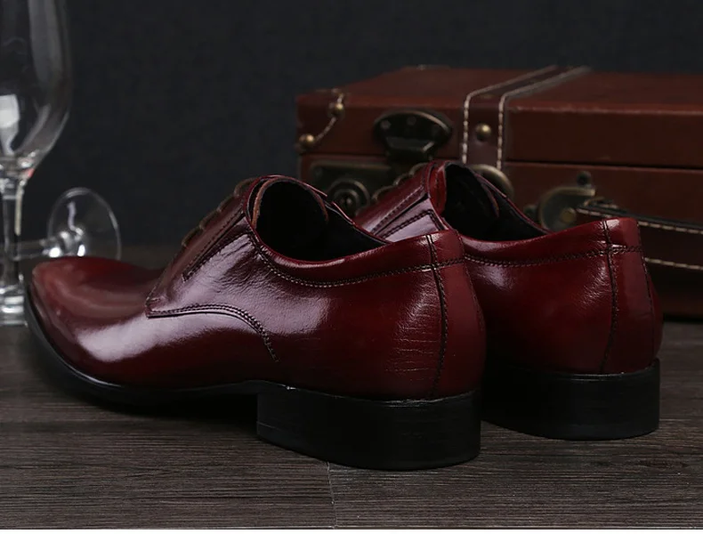 Новое поступление острый носок Дерби человек Представительская обувь Элитный бренд Пояса из натуральной кожи мужской Обувь шнурованная